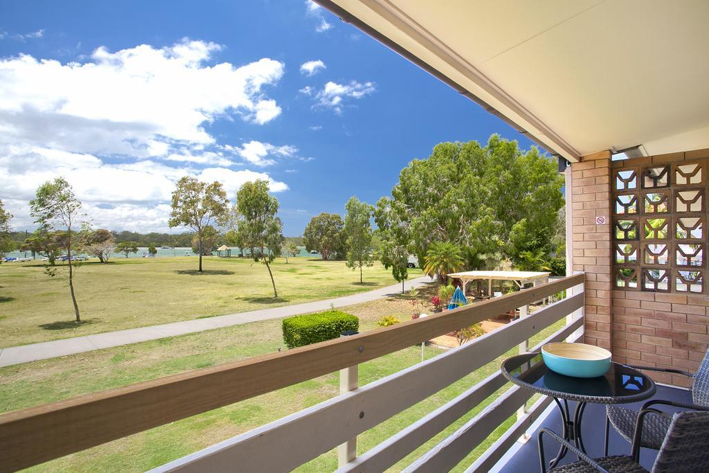 Regency Waterfront Noosa Aparthotel Noosaville Ruang foto